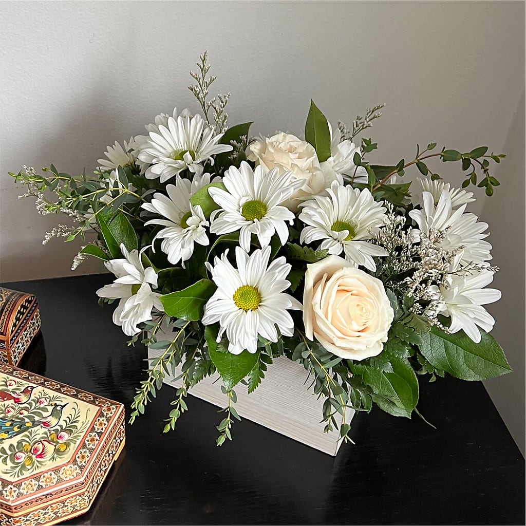 Fresh Linen Box Bouquet –  The Rose Boutique, San Antonio TX