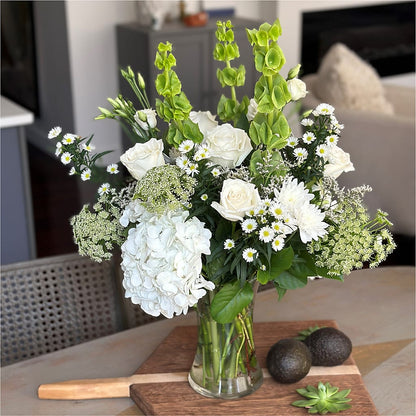 Classic Ivory – A Florist Original –  The Rose Boutique, San Antonio TX